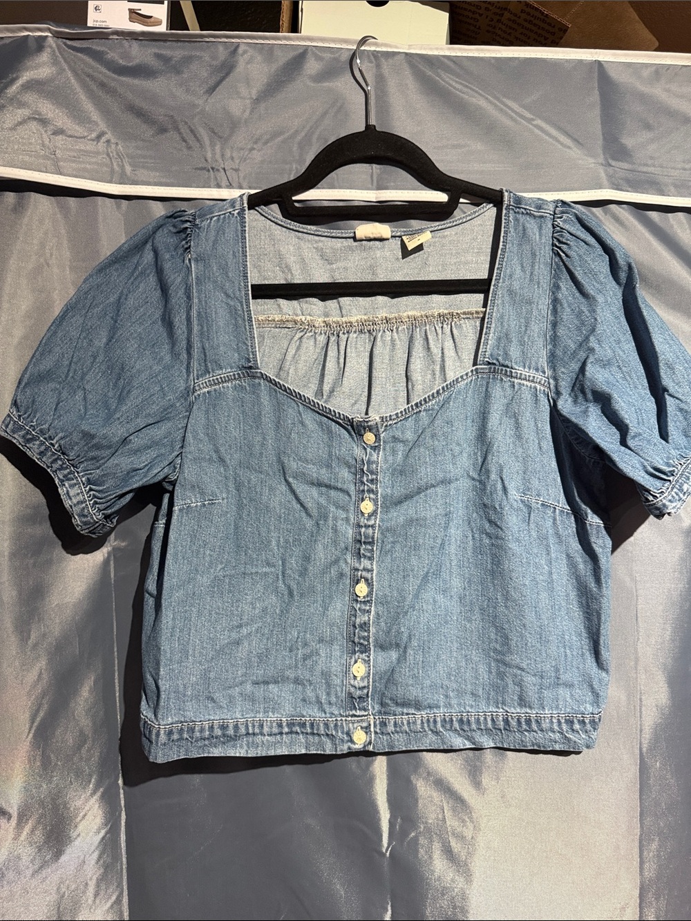 Denim Button-Front Puff Sleeve Top - Light Blue